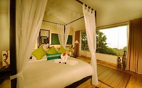 Ambong Rainforest Retreat
