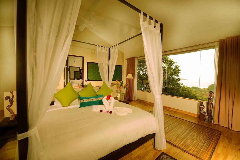 Ambong Rainforest Retreat Pantai Tengah  Zewnętrze zdjęcie
