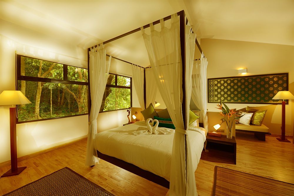 Ambong Rainforest Retreat Pantai Tengah  Zewnętrze zdjęcie