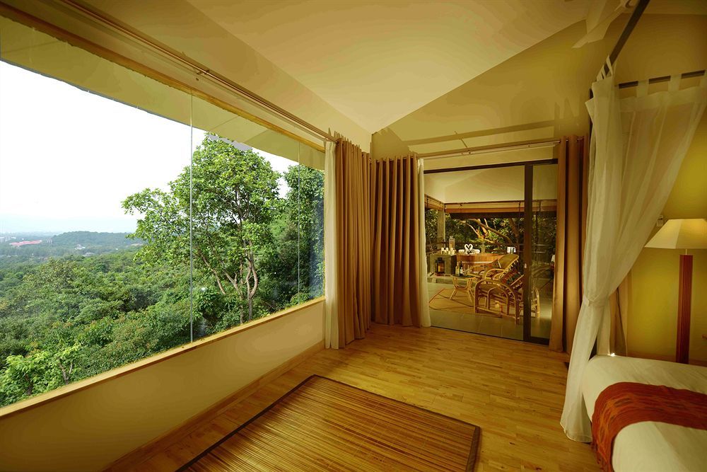 Ambong Rainforest Retreat Pantai Tengah  Zewnętrze zdjęcie